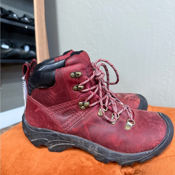 Keen Burgundy Leather Hiking Boots - Picture 3 of 4